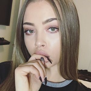 Meet your Posher, Emma